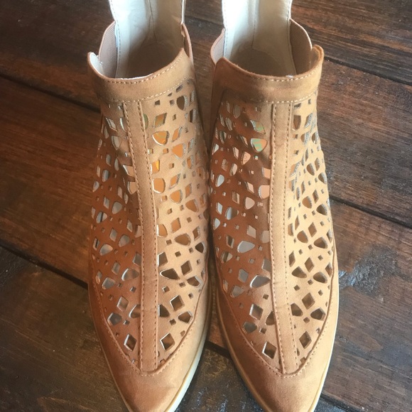 Plume BY FARYLROBIN Women’s Shoes - Picture 2 of 8